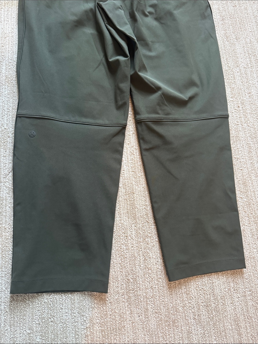 Lululemon Woman's Size 8 Dark Olive Essential High-Rise Trouser Pocket Pants - Picture 7 of 8